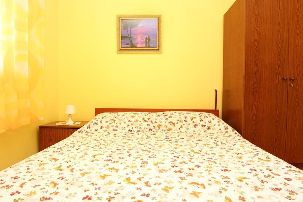 Apartments Branko Rovinj Exterior photo
